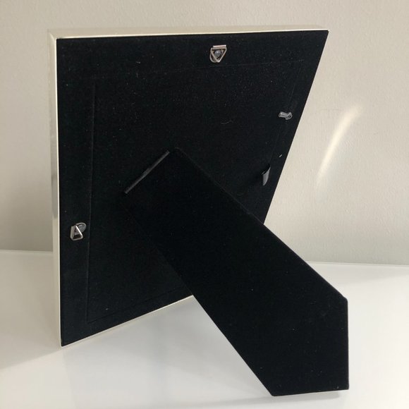 Pottery Barn Accents Pottery Barn 4x6 Silver Frame White Grosgrain